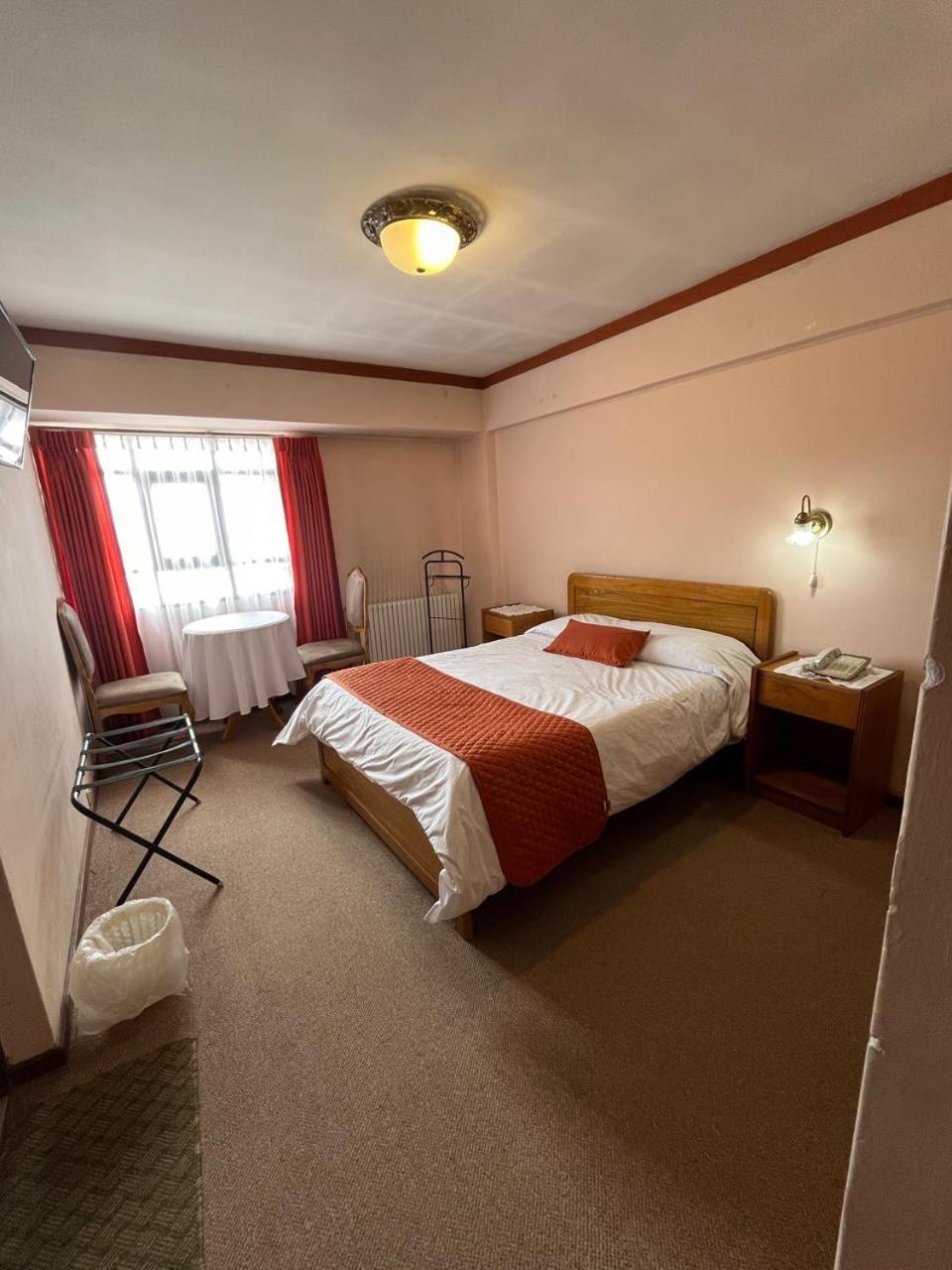 Hotel Gran Libertador Potosí エクステリア 写真